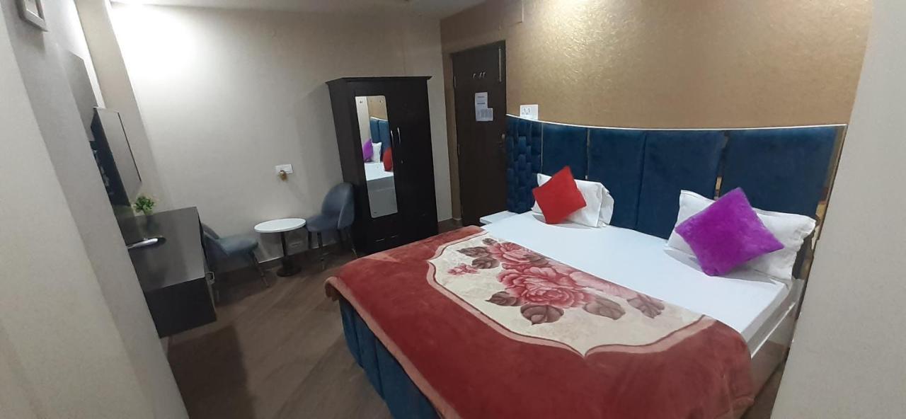 Hotel Lilac Doors パトナー エクステリア 写真